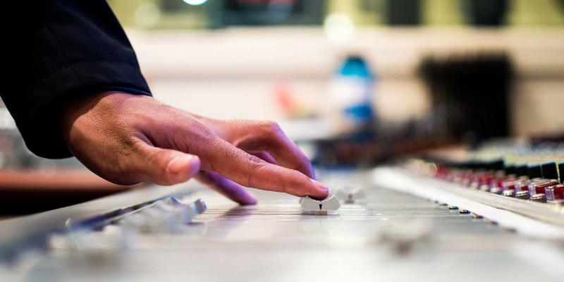 利用ZZ1188资源导航与工具集合，高效构建楼宇自动化系统：聚焦智能照明与空调控制